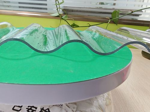Latest company news about Hojas onduladas de policarbonato transparentes
