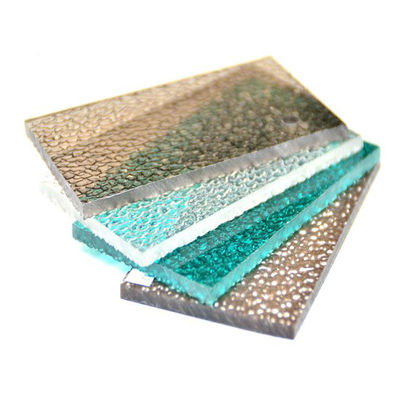 Un buen precio. Moler de policarbonato hoja helada perfecta para el baño de partición en los paneles de invernadero en línea