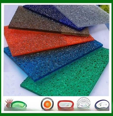 Solución de construcción ecológica Macrolux Polycarbonate Compacto PC Sábana de sol en relieve
