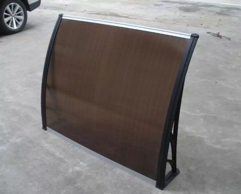 Un buen precio. Ventana de toldo de policarbonato de 600 mm con soporte de plástico en línea