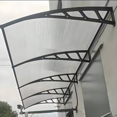 Apoyos de plástico de altura ajustable de hoja de PC de policarbonato Canopy con protección contra la lluvia de reducción de ruido