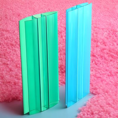 Un buen precio. Conector H de policarbonato a prueba de impacto / perfiles de plástico extrudidos de policarbonato en línea