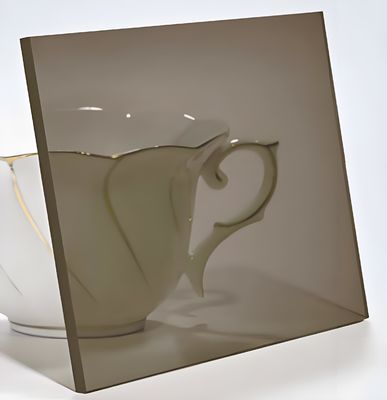 3 mm de color marrón 4 * 8 pies de hoja de policarbonato sólido anti-impacto Protección UV unilateral