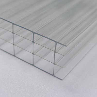Un buen precio. OEM Transparente 20 mm Cuatro capas de plástico de policarbonato Hole Sheet Excelente aislamiento térmico y resistencia al impacto en línea