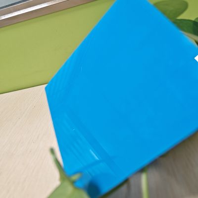 Un buen precio. Hoja sólida de policarbonato azul opaco de 1 mm a 20 mm de alta resistencia al impacto en línea