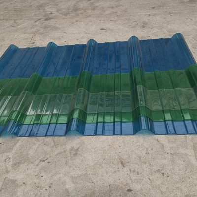 Mejore su espacio al aire libre con azulejos de plástico verde de policarbonato resistente al tiempo y material protegido contra los rayos UV