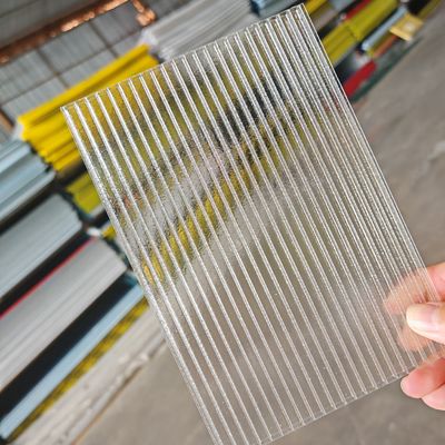 Un buen precio. 6mm Crystal Clear Polycarbonate Hollow Sheet with High Optical Clarity and Thermal Insulation for Maximum Light Transmission en línea