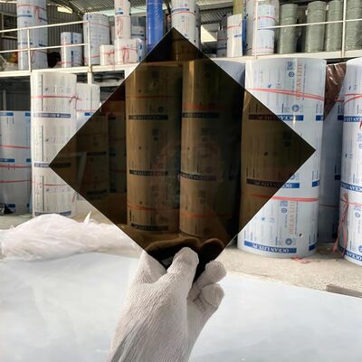 Techo de policarbonato de bronce, liviano, resistente a la intemperie, ideal para fábricas, almacenes y refugios comerciales al aire libre.