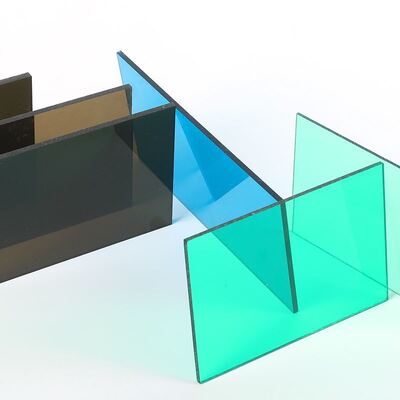 Un buen precio. Ancho 1220 mm Hoja de policarbonato de plástico Techo resistente a la intemperie Techo de toldo Pared de invernadero Materiales de construcción Lemos personalizados en línea